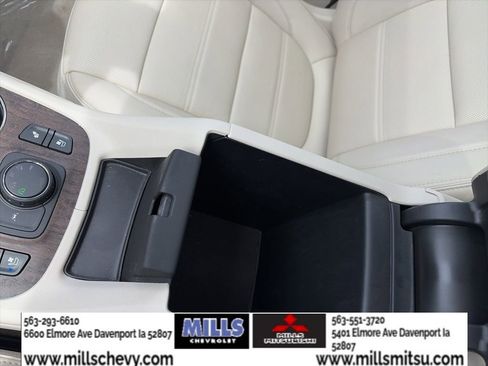 Used 2023 GMC Acadia Denali w/ Denali Ultimate Package AWD/4WD image 18