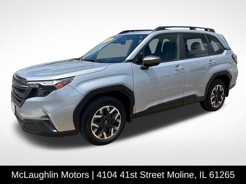 Certified 2025 Subaru Forester Premium AWD/4WD image 1