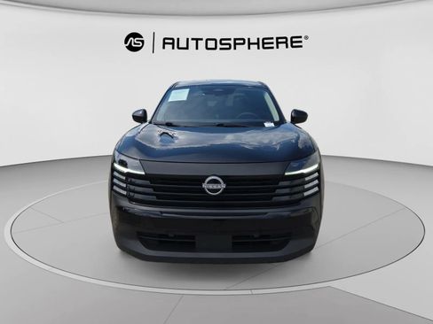 Used 2025 Nissan Kicks SV FWD image 2