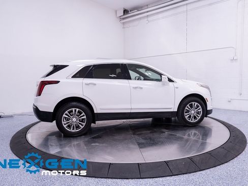 Used 2021 Cadillac XT5 Premium Luxury image 38