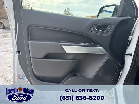 Used 2022 Chevrolet Colorado LT w/ Safety Package image 30