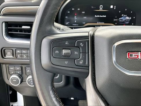 Used 2022 GMC Yukon AT4 AWD/4WD image 11