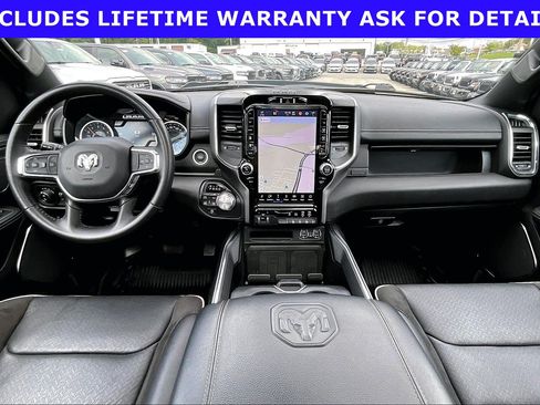 Used 2024 RAM 1500 Laramie AWD/4WD image 12