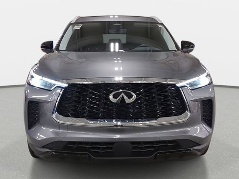 Used 2023 INFINITI QX60 Luxe image 2