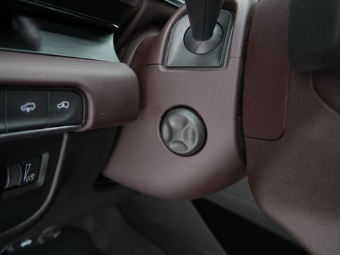 Certified 2023 Cadillac Escalade Sport Platinum image 32