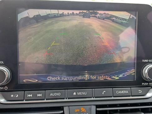 Used 2019 Nissan Altima 2.5 SR FWD image 24
