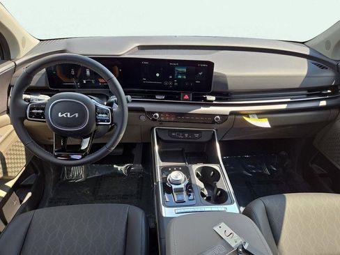 New 2026 Kia Carnival EX image 21
