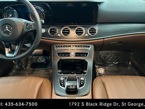 Used 2018 Mercedes-Benz E 300 4MATIC image 13