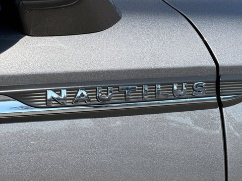 Certified 2021 Lincoln Nautilus FWD w/ Equipment Group 101A image 28