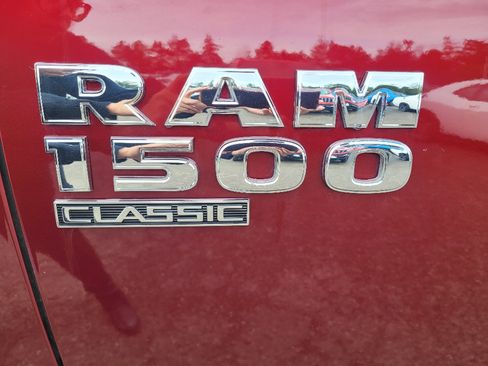 Used 2024 RAM 1500 Classic SLT image 16