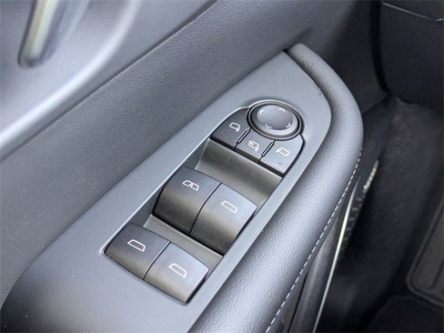 Certified 2025 Buick Enclave Preferred image 30