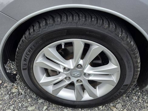 Used 2014 Hyundai Elantra GT FWD image 27