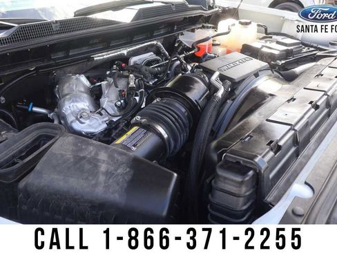 Used 2025 Chevrolet Silverado 2500 LT w/ Safety Package image 35