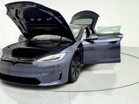 Used 2021 Tesla Model S Plaid AWD/4WD image 13