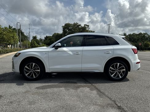 Certified 2023 Audi Q5 2.0T Premium Plus w/ Premium Plus Package AWD/4WD image 7