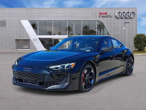 New 2026 Audi RS e-tron GT performance AWD/4WD image 1