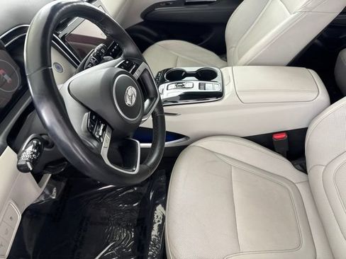 Used 2022 Hyundai Tucson Limited AWD/4WD image 25
