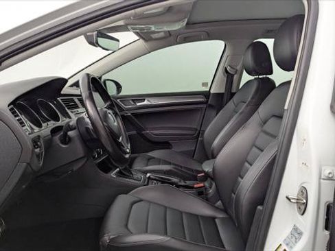 Used 2018 Volkswagen Golf Alltrack SEL AWD/4WD image 11