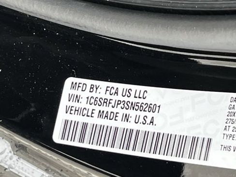 Certified 2025 RAM 1500 Laramie image 34