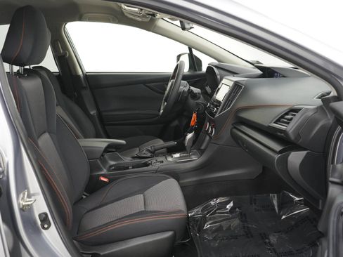Used 2021 Subaru Crosstrek 2.0i Premium AWD/4WD image 11
