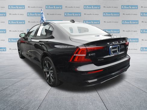 Used 2024 Volvo S60 B5 Plus image 6