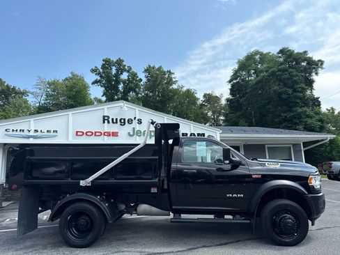 Used 2022 RAM 5500 Tradesman AWD/4WD image 2
