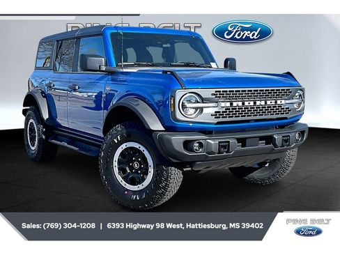 New 2026 Ford Bronco Badlands w/ Sasquatch Package AWD/4WD image 1