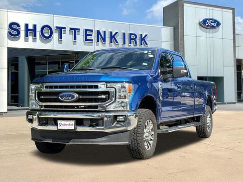 Used 2022 Ford F350 Lariat w/ Lariat Value Package AWD/4WD image 3