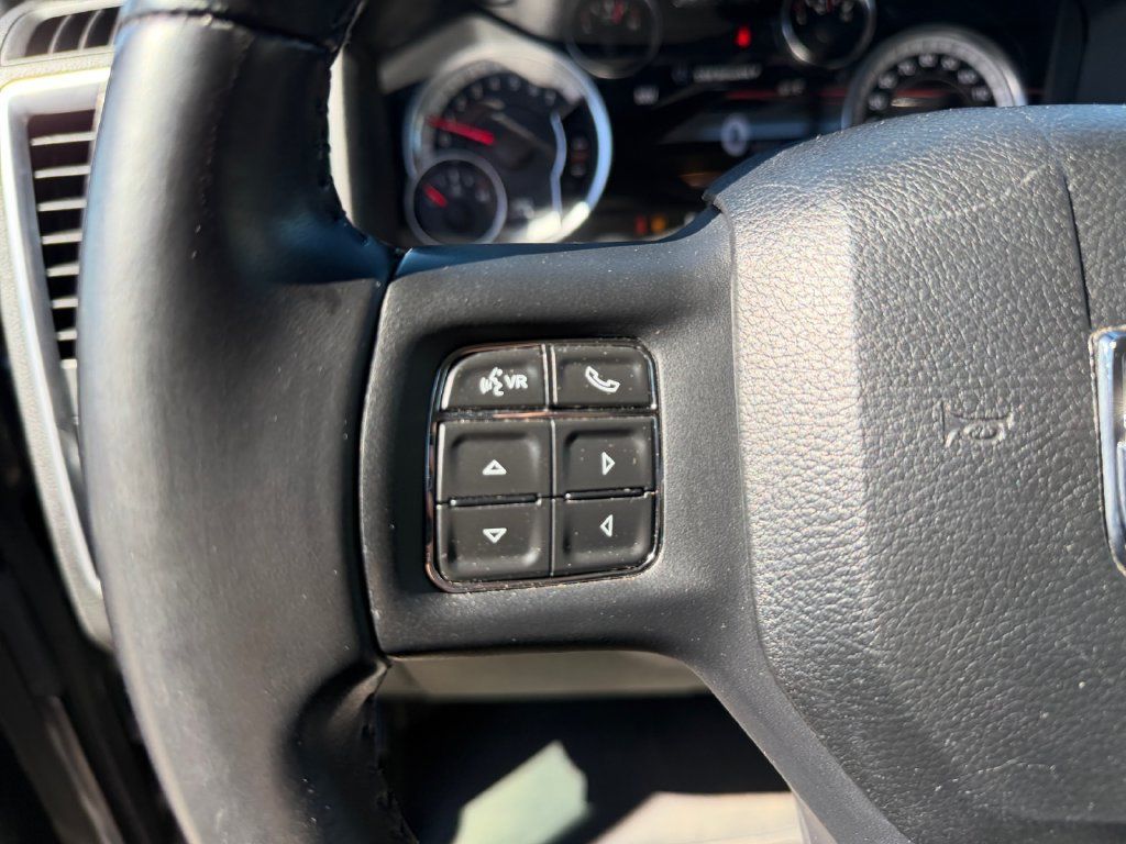Used 2019 RAM 1500 Big Horn AWD/4WD image 30
