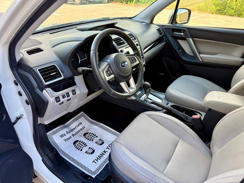 Used 2017 Subaru Forester 2.5i Limited AWD/4WD image 7