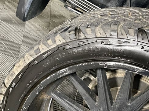 Used 2020 Chevrolet Silverado 2500 LTZ w/ LTZ Premium Package image 33