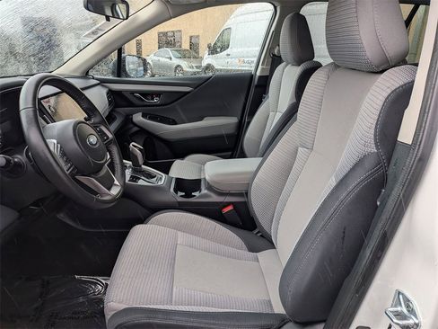 Used 2025 Subaru Outback Premium image 15