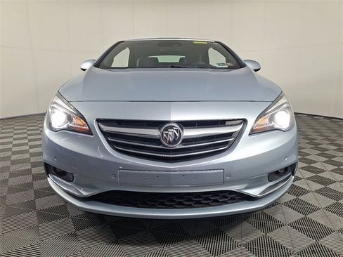 Used 2018 Buick Cascada Premium image 5