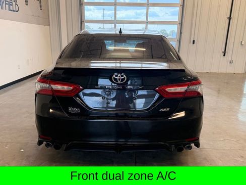 Used 2019 Toyota Camry XSE image 4