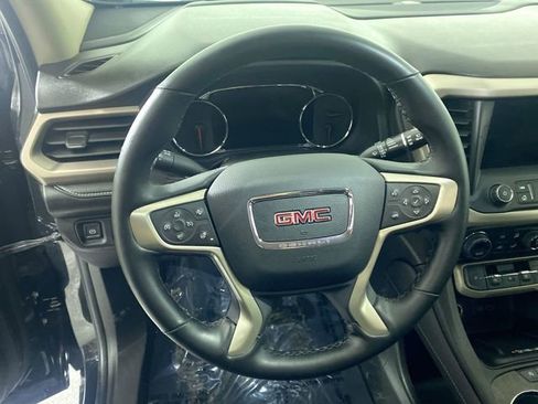 Used 2023 GMC Acadia Denali image 10