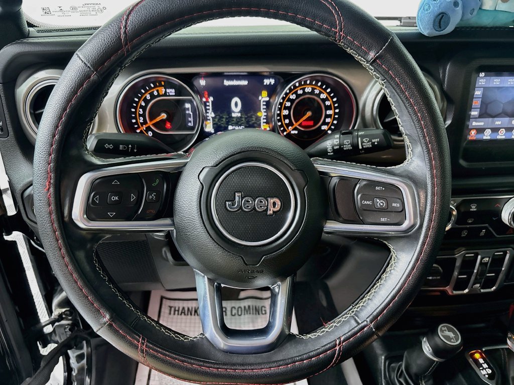 Used 2020 Jeep Wrangler Unlimited Sahara w/ LED Lighting Group AWD/4WD image 12