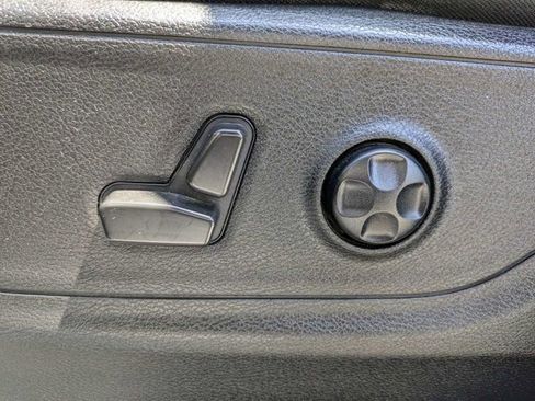 Used 2021 RAM 1500 Big Horn RWD image 20