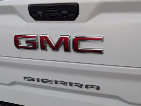 Used 2023 GMC Sierra 1500 SLT w/ SLT Premium Plus Package image 16