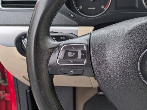 Used 2012 Volkswagen Jetta TDI FWD image 19