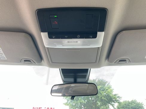 Used 2025 Nissan Altima 2.5 SV FWD image 14