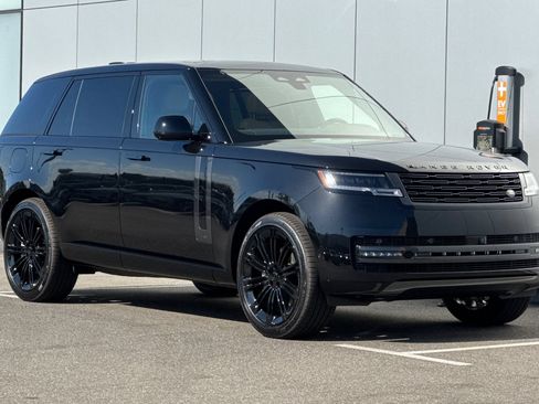 New 2026 Land Rover Range Rover Long Wheelbase SE AWD/4WD image 7