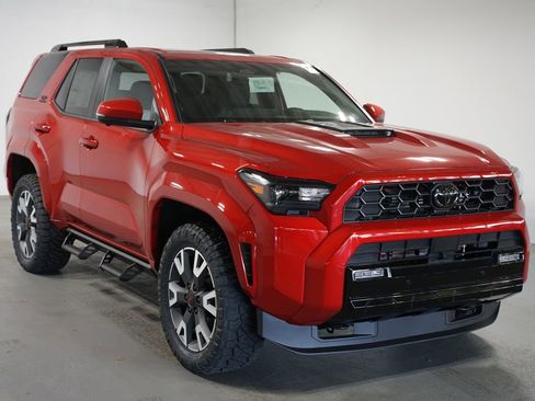 New 2026 Toyota 4Runner TRD Sport Premium AWD/4WD image 3