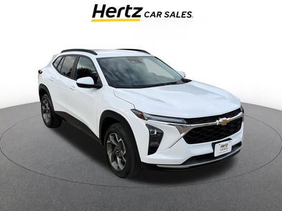 Used 2025 Chevrolet Trax LT