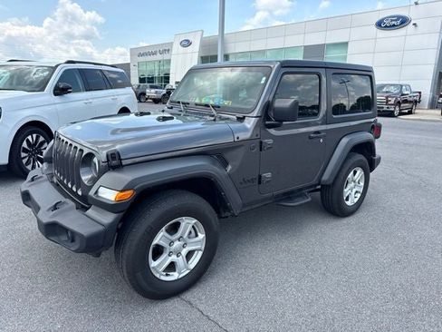 Used 2023 Jeep Wrangler Sport AWD/4WD image 7