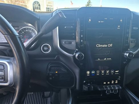 Used 2021 RAM 2500 Laramie image 12