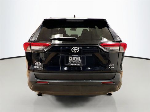 Used 2023 Toyota RAV4 XLE image 4