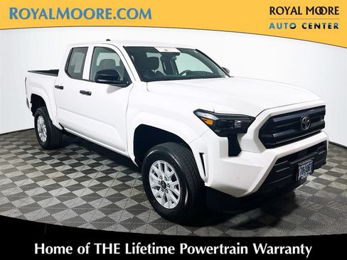 Certified 2025 Toyota Tacoma SR RWD image 1