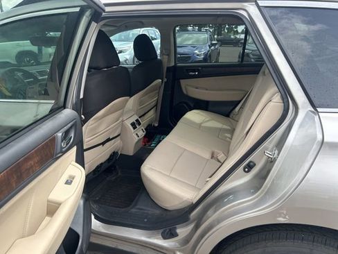 Used 2019 Subaru Outback 3.6R Limited AWD/4WD image 9