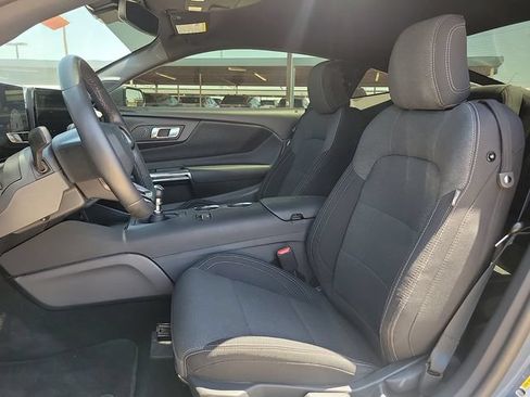 Used 2025 Ford Mustang GT RWD image 12