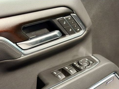 Certified 2025 GMC Sierra 2500 Denali w/ Denali Reserve Package image 16